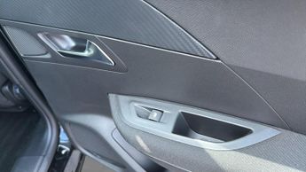 Peugeot 2008 54kWh Active SUV 5dr Electric Auto (7kW Charger) (156 ps)
