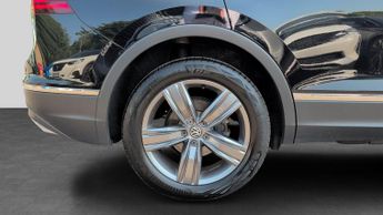 Volkswagen Tiguan Allspace 2.0 TDI SEL SUV 5dr Diesel DSG Euro 6 (s/s) (150 ps)