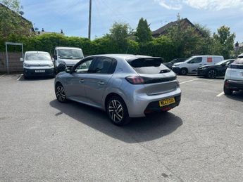 Peugeot 208 1.2 PureTech Allure Premium + Hatchback 5dr Petrol EAT Euro 6 (s