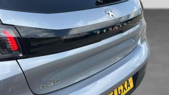 Peugeot 208 1.2 PureTech Allure Premium + Hatchback 5dr Petrol EAT Euro 6 (s
