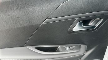 Peugeot 208 1.2 Allure Hatchback 5dr Petrol Hybrid e-DSC6 Euro 6 (s/s) (100 