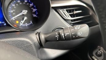 Toyota C-Hr 1.8 VVT-h Excel SUV 5dr Petrol Hybrid CVT Euro 6 (s/s) (122 ps)