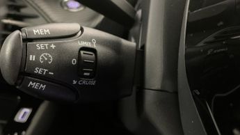 Peugeot 2008 1.2 PureTech Allure SUV 5dr Petrol EAT Euro 6 (s/s) (130 ps)