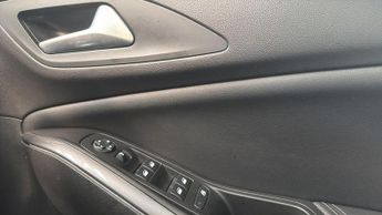 Vauxhall Grandland X 1.2 Turbo Elite Nav SUV 5dr Petrol Auto 8Spd Euro 6 (s/s) (130 p