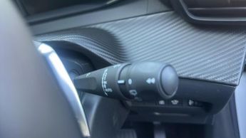 Peugeot 208 1.2 Allure Hatchback 5dr Petrol Hybrid e-DSC6 Euro 6 (s/s) (110 