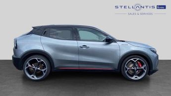 Alfa Romeo Junior 54kWh Elettrica Veloce SUV 5dr Electric Auto (280 ps)