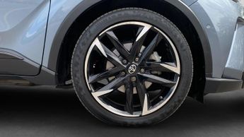 Toyota C-Hr 2.0 VVT-h GR SPORT SUV 5dr Petrol Hybrid CVT Euro 6 (s/s) (184 p