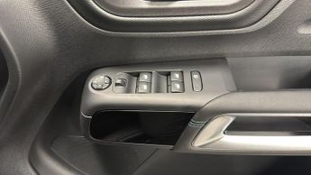 Citroen C5 Aircross 1.2 Hybrid PLUS SUV 5dr Petrol Hybrid e-DSC Euro 6 (s/s) (136 ps