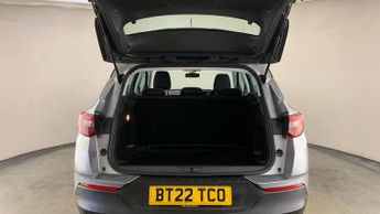 Vauxhall Grandland 1.2 Turbo Design SUV 5dr Petrol Auto Euro 6 (s/s) (130 ps)