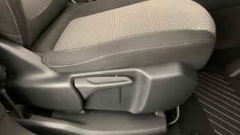 Vauxhall Grandland 1.2 Turbo Design SUV 5dr Petrol Auto Euro 6 (s/s) (130 ps)