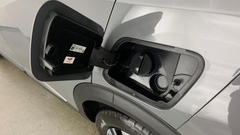 Peugeot 2008 1.2 Allure SUV 5dr Petrol Hybrid e-DSC6 Euro 6 (s/s) (136 ps)