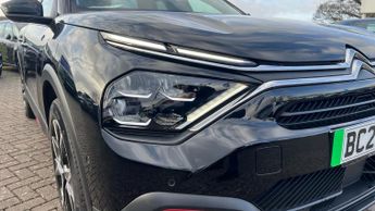 Citroen C4 50kWh Shine Hatchback 5dr Electric Auto (136 ps)