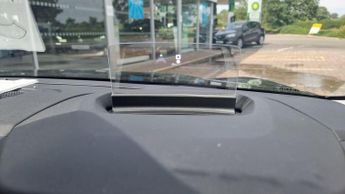 Citroen C4 50kWh Shine Hatchback 5dr Electric Auto (136 ps)
