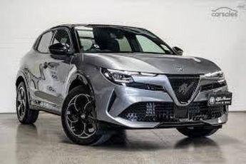 Alfa Romeo Junior 54kWh Elettrica Veloce Auto 5dr