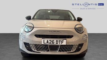 Fiat 600 1.2 MHEV La Prima SUV 5dr Petrol Hybrid e-DCT Euro 6 (s/s) (136 