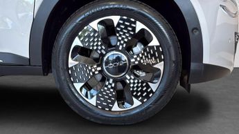 Fiat 600 1.2 MHEV La Prima SUV 5dr Petrol Hybrid e-DCT Euro 6 (s/s) (136 