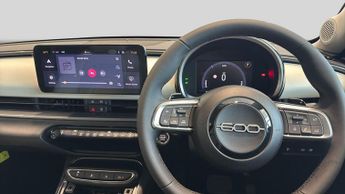 Fiat 600 1.2 MHEV La Prima SUV 5dr Petrol Hybrid e-DCT Euro 6 (s/s) (136 