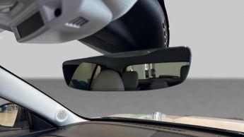 Fiat 600 1.2 MHEV La Prima SUV 5dr Petrol Hybrid e-DCT Euro 6 (s/s) (136 