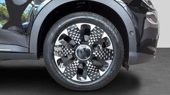 Fiat 600 1.2 MHEV La Prima SUV 5dr Petrol Hybrid e-DCT Euro 6 (s/s) (136 