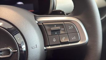 Fiat 600 1.2 MHEV La Prima SUV 5dr Petrol Hybrid e-DCT Euro 6 (s/s) (136 
