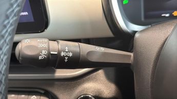 Fiat 600 1.2 MHEV La Prima SUV 5dr Petrol Hybrid e-DCT Euro 6 (s/s) (136 