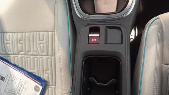 Fiat 600 1.2 MHEV La Prima SUV 5dr Petrol Hybrid e-DCT Euro 6 (s/s) (136 