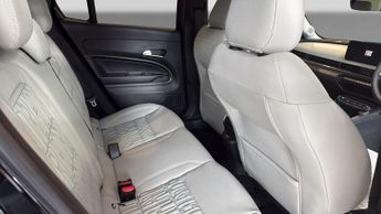 Fiat 600 1.2 MHEV La Prima SUV 5dr Petrol Hybrid e-DCT Euro 6 (s/s) (136 