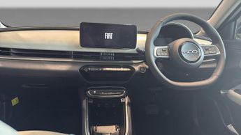 Fiat 600 1.2 MHEV La Prima SUV 5dr Petrol Hybrid e-DCT Euro 6 (s/s) (136 