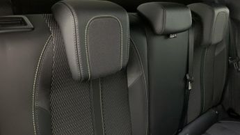 Peugeot 2008 1.2 GT SUV 5dr Petrol Hybrid e-DSC6 Euro 6 (s/s) (136 ps)