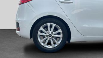 Kia Ceed 1.6 CRDi 2 Hatchback 5dr Diesel DCT Euro 6 (s/s) (134 bhp)