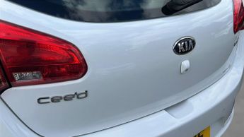Kia Ceed 1.6 CRDi 2 Hatchback 5dr Diesel DCT Euro 6 (s/s) (134 bhp)