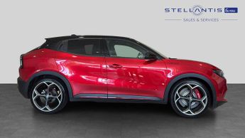 Alfa Romeo Junior 54kWh Elettrica Veloce SUV 5dr Electric Auto (280 ps)