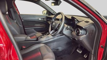 Alfa Romeo Junior 54kWh Elettrica Veloce SUV 5dr Electric Auto (280 ps)