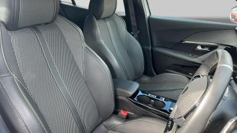 Peugeot 2008 1.2 GT e-DSC6 Euro 6 (s/s) 5dr
