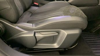Peugeot 208 1.2 PureTech GT Premium Hatchback 5dr Petrol EAT Euro 6 (s/s) (1