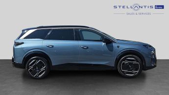 Peugeot 5008 73kWh GT SUV 5dr Electric Auto (210 ps)
