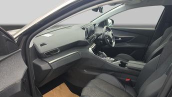 Peugeot 3008 SUV 1.6 13.2kWh Allure Premium SUV 5dr Petrol Plug-in Hybrid e-EAT 4