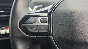 Peugeot 3008 SUV 1.6 13.2kWh Allure Premium SUV 5dr Petrol Plug-in Hybrid e-EAT 4