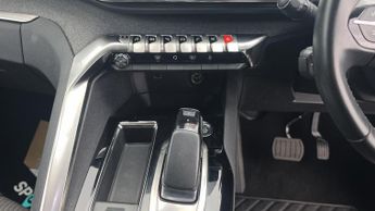 Peugeot 3008 SUV 1.6 13.2kWh Allure Premium SUV 5dr Petrol Plug-in Hybrid e-EAT 4