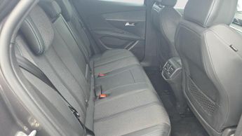 Peugeot 3008 SUV 1.6 13.2kWh Allure Premium SUV 5dr Petrol Plug-in Hybrid e-EAT 4