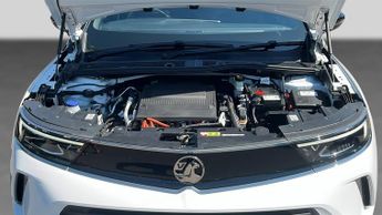 Vauxhall Mokka Electric 50kWh Ultimate SUV 5dr Electric Auto (136 ps)