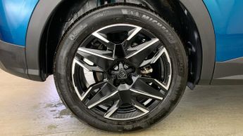 Peugeot 3008 SUV 1.2 Allure SUV 5dr Petrol Hybrid e-DSC6 Euro 6 (s/s) (145 ps)