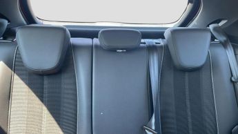Vauxhall Mokka Electric 50kWh Elite Premium SUV 5dr Electric Auto (136 ps)