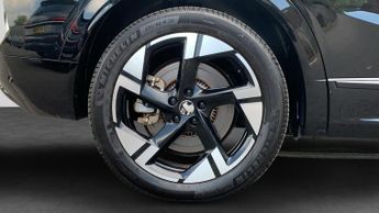 Vauxhall Grandland Electric 73kWh Ultimate SUV 5dr Electric Auto (213 ps)