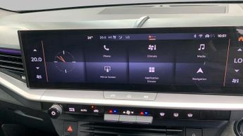Vauxhall Grandland Electric 73kWh Ultimate SUV 5dr Electric Auto (213 ps)