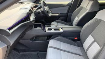 Vauxhall Grandland 1.2 Ultimate SUV 5dr Petrol Hybrid e-DCT Euro 6 (s/s) (136 ps)