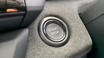 Vauxhall Grandland Electric 73kWh Ultimate SUV 5dr Electric Auto (213 ps)