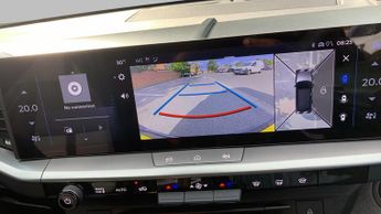 Vauxhall Grandland Electric 73kWh Ultimate SUV 5dr Electric Auto (213 ps)