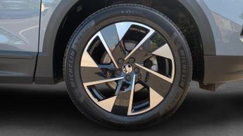 Vauxhall Grandland 1.2 GS SUV 5dr Petrol Hybrid e-DCT Euro 6 (s/s) (145 ps)