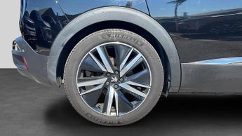 Peugeot 3008 SUV 1.6 13.2kWh GT SUV 5dr Petrol Plug-in Hybrid e-EAT 4WD Euro 6 (s